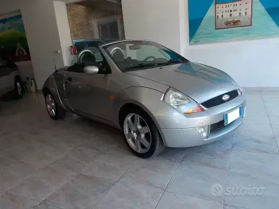 Usata Ford StreetKa 95 CV (69 kW) 2004 Grigio Cabrio