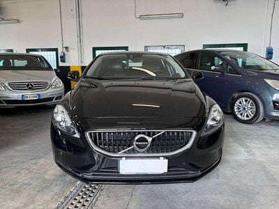 Usata Volvo V40 Business Edition 116 CV (85 kW) 2016 Nero Station wagon