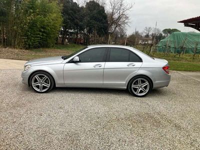 Mercedes C200