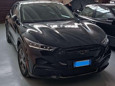 Usata Ford Mustang Mach-E Extended Range 100 kW (136 CV) 2021 Nero SUV