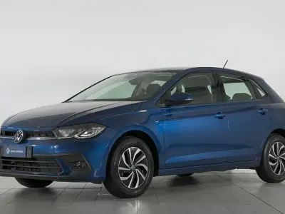 Usata VW Polo Life 95 CV (69 kW) 2025 Blu Utilitaria