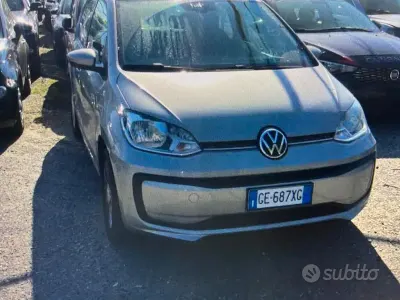 Usata VW up! Move 68 CV (50 kW) 2021 Grigio Utilitaria