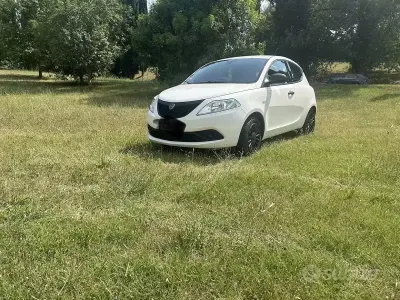 Usata Lancia Ypsilon