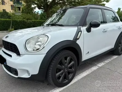 Usata Mini Cooper Countryman 143 CV (105 kW) 2012 Bianco SUV