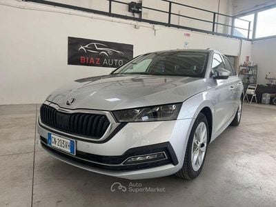 Usata Skoda Octavia Style 150 CV (110 kW) 2023 Gray Station wagon