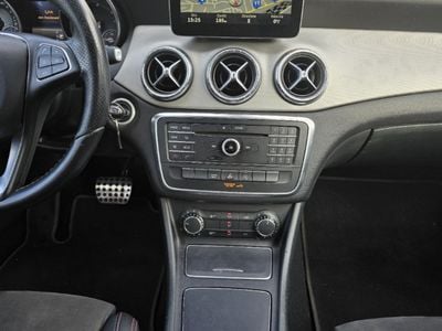 Usata Mercedes CLA200 2016 Grigio Berlina