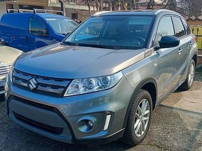 Usata Suzuki Vitara 119 CV (87 kW) 2016 Grigio SUV