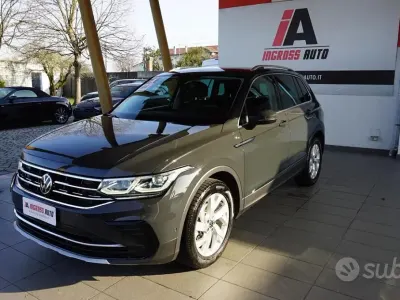 Usata VW Tiguan Elegance 150 CV (110 kW) 2022 Grigio SUV