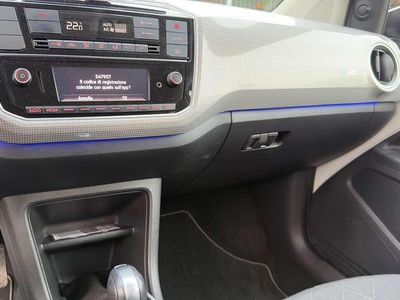 Usata VW e-up! 61 kW (83 CV) 2021 Bianco Utilitaria