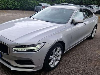 Usata Volvo S90 Momentum 190 CV (139 kW) 2017 Berlina