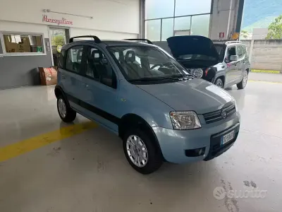Gebraucht Fiat Panda 4x4 Climbing 60 PS (44 kW) 2009 Blau Kleinwagen