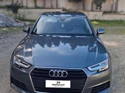 Usata Audi A4 150 CV (110 kW) 2019 Grigio Berlina