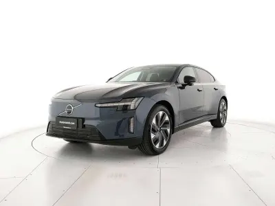Nuova Volvo ES90 Plus 139 kW (190 CV) 2026 Blu/azzurro Berlina