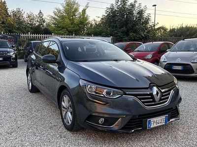 Usata Renault Mégane GrandTour 110 CV (80 kW) 2017 Grigio Station wagon