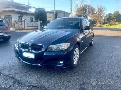 Usata BMW 320 M Sport 176 CV (129 kW) 2009 Blu Berlina