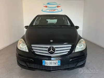 Usata Mercedes B150 95 CV (69 kW) 2007 Nero Monovolume