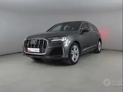 Usata Audi Q7 Sport 286 CV (210 kW) 2021 Grigio SUV