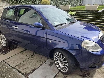 Usata Lancia Ypsilon 77 CV (56 kW) 2009 Blu/azzurro Utilitaria