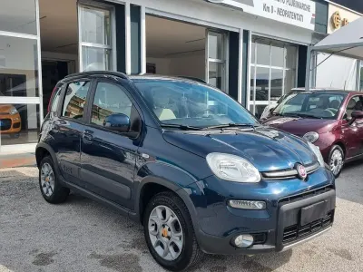 Usata Fiat Panda Cross Cross 95 CV (69 kW) 2015 Blu Utilitaria