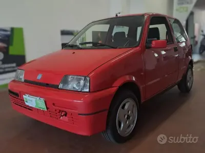 Usata Fiat Cinquecento 54 CV (39 kW) 1994 Rosso Utilitaria