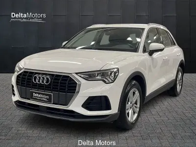 Usata Audi Q3 Advanced 150 CV (110 kW) 2022 Bianco SUV