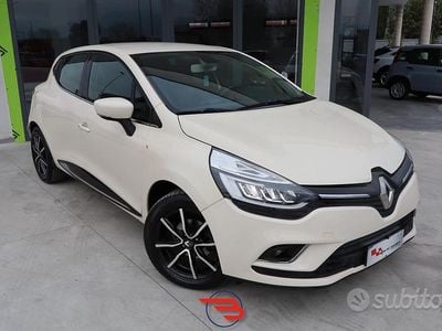 Usata Renault Clio IV Zen 75 CV (55 kW) 2017 Beige Berlina