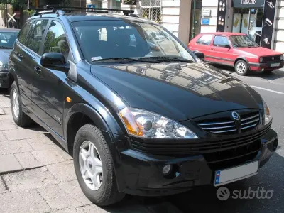 Usata SsangYong Kyron 141 CV (103 kW) 2008 Nero SUV