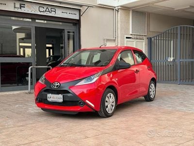 Usata Toyota Aygo X-cite 70 CV (51 kW) 2018 Rosso Utilitaria