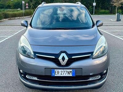 Usata Renault Scénic III 110 CV (80 kW) 2013 Bronzo Monovolume