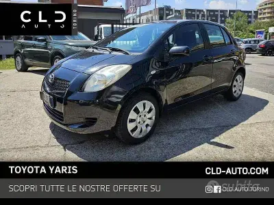 Usata Toyota Yaris Sol 69 CV (50 kW) 2007 Nero Utilitaria