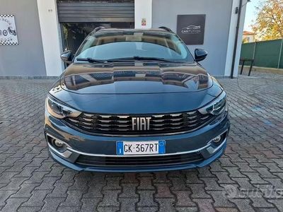 Usata Fiat Tipo Cross 130 CV (95 kW) 2022 Blu Berlina