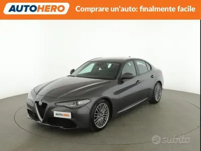 Usata Alfa Romeo Giulia 179 CV (131 kW) 2017 Grigio Berlina