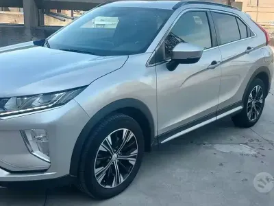 Usata Mitsubishi Eclipse Instyle 163 CV (119 kW) 2019 Grigio Station wagon
