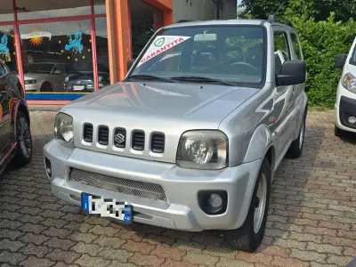 Usata Suzuki Jimny 80 CV (58 kW) 1999 Argento SUV