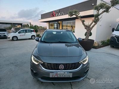 Usata Fiat Tipo Lounge 120 CV (88 kW) 2018 Grigio Berlina