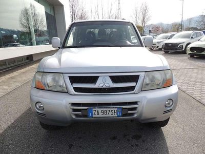 Usata Mitsubishi Pajero Invite 160 CV (117 kW) 2006 Grigio SUV