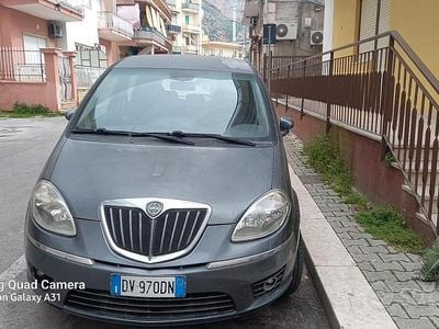 Usata Lancia Musa 75 CV (55 kW) 2009 Monovolume