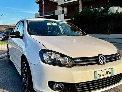 Usata VW Golf VII 105 CV (77 kW) 2012 Bianco Berlina