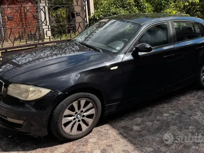 Usata BMW 120 163 CV (119 kW) 2007 Nero Utilitaria