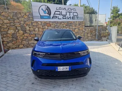 Usata Opel Mokka Elegance 101 CV (74 kW) 2024 Blu/azzurro SUV