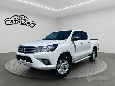 Begagnad Toyota HiLux Executive 150 HK (110 kW) 2019 Vit Pickup