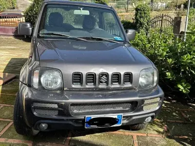 Usata Suzuki Jimny 2010 Grigio SUV