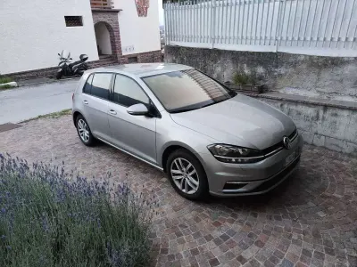 Usata VW Golf VII Comfortline 150 CV (110 kW) 2019 Beige Berlina