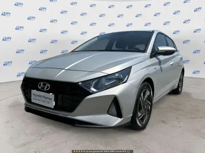Usata Hyundai i20 101 CV (74 kW) 2022 Argento Utilitaria