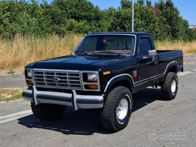 Usata Ford F-150 Lariat 188 CV (138 kW) 1986 Nero Pick-up
