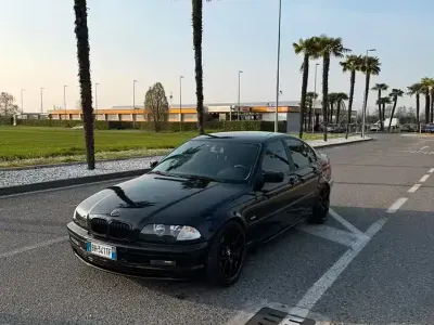 Usata BMW 323 170 CV (125 kW) 2000 Berlina