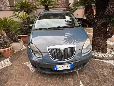 Usata Lancia Musa 69 CV (50 kW) 2007 Blu Monovolume