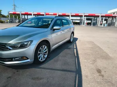 Usata VW Passat 120 CV (88 kW) 2015 Grigio Station wagon