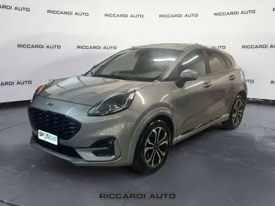 Usata Ford Puma ST-Line 124 CV (91 kW) 2020 Grigio SUV