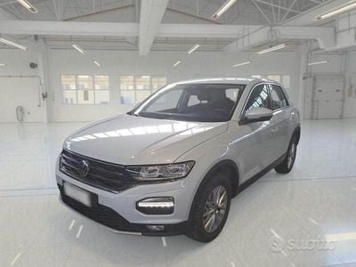 Usata VW T-Roc Business 150 CV (110 kW) 2021 Grigio SUV